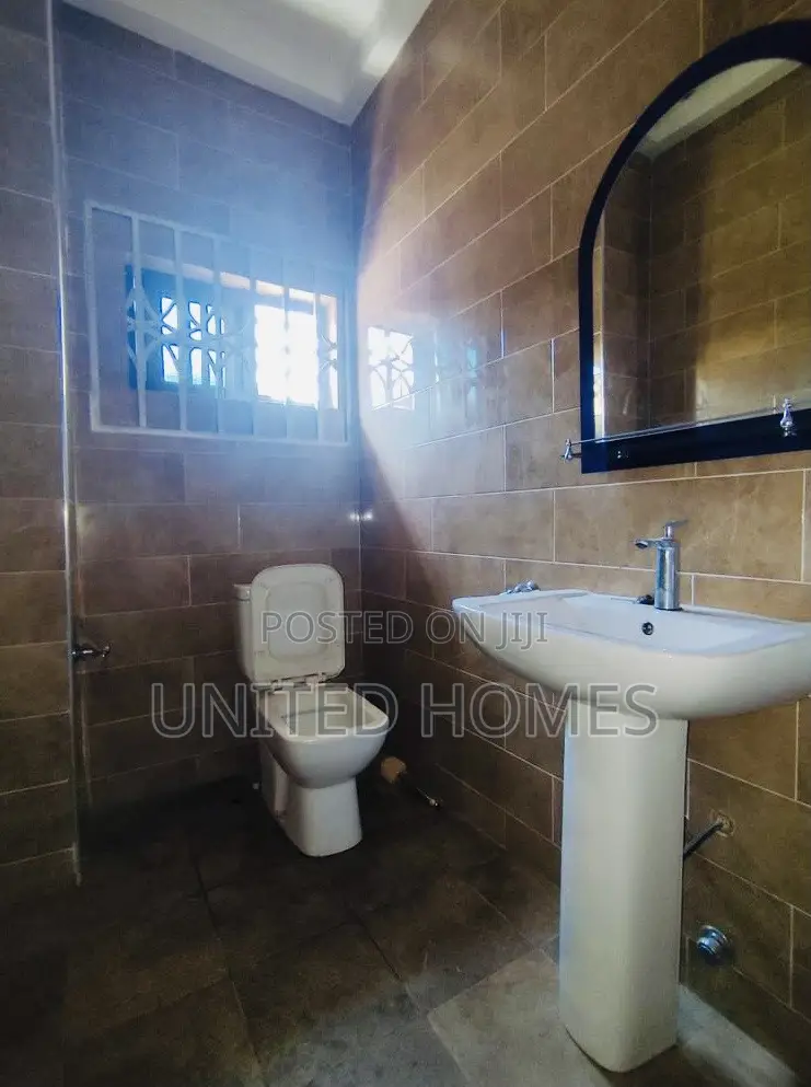 4bdrm House in East Legon for rent