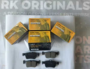 Edge 15-24/Escape 17-19/Fusion 13-20 Ceramic Back Brake Pads