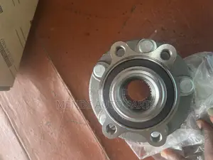 Nissan Sentra 2014 Front Hub