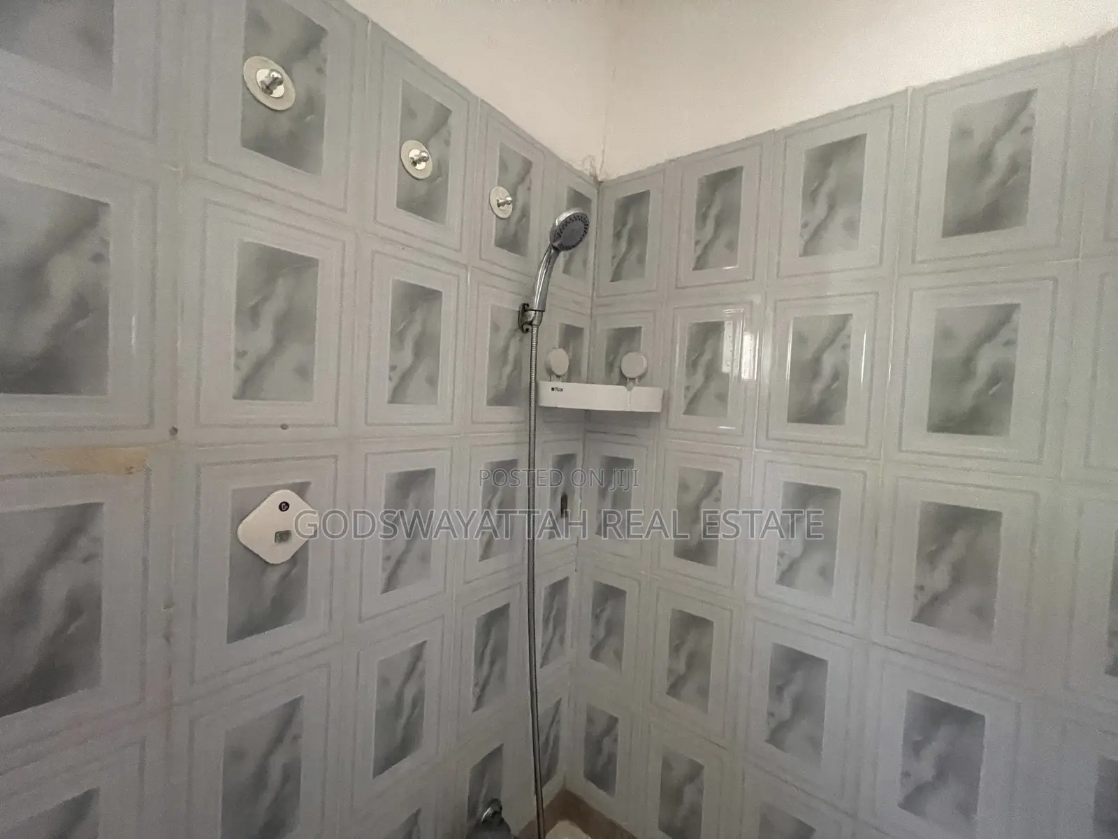 3bdrm House in East Legon, Adjiriganor for rent