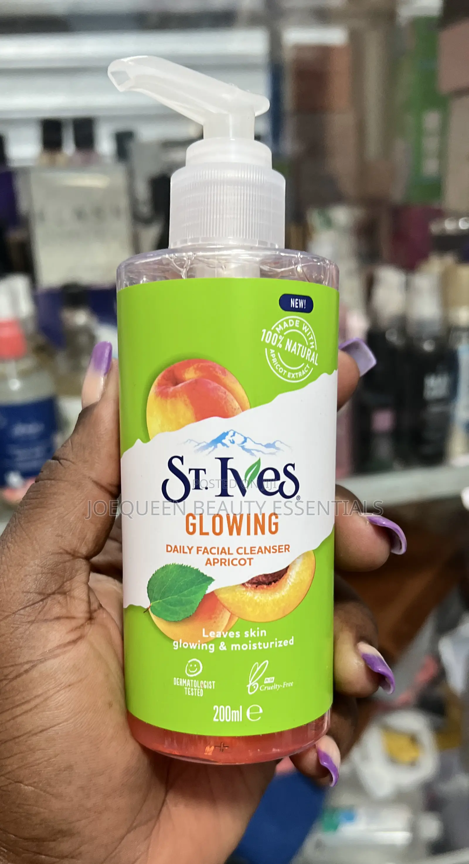 St. Ives Daily Facial Cleanser