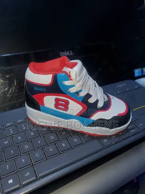 Boys Footwear Size 25