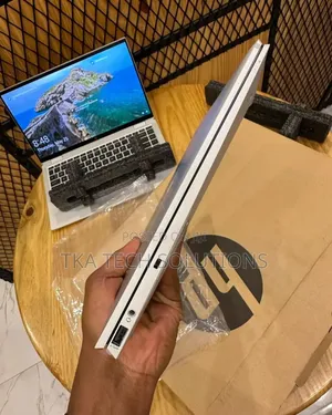 New Laptop HP EliteBook x360 1040 G7 16GB Intel Core i5 SSD 512GB
