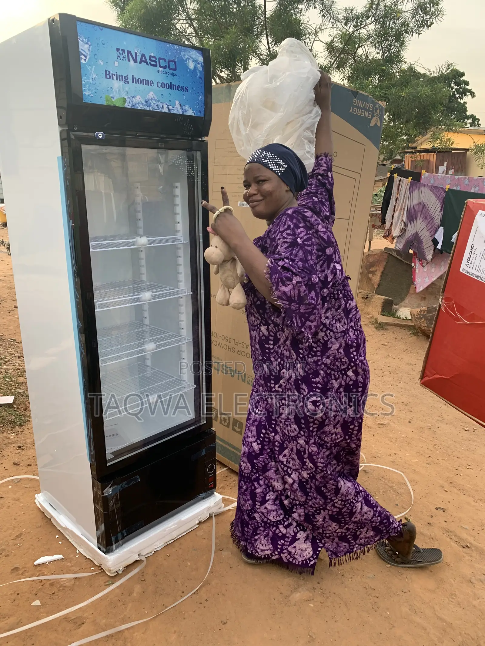 Showcase 288 Litres Nasco Fridge
