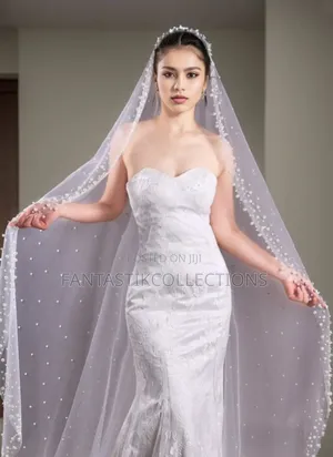 Luxury Pearl Beaded Cathedral Veil – 3m Long (No Comb)