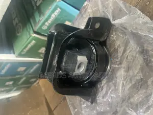 Nissan Versa 2010 Engine Seat