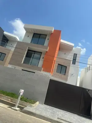 4bdrm House in Dworwulu for sale