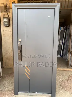 Ls 04 Gray Black Door