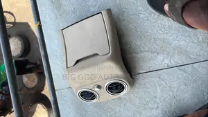 Mercedes Benz C300 Amress Cover