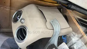Mercedes Benz C300 Amress Cover