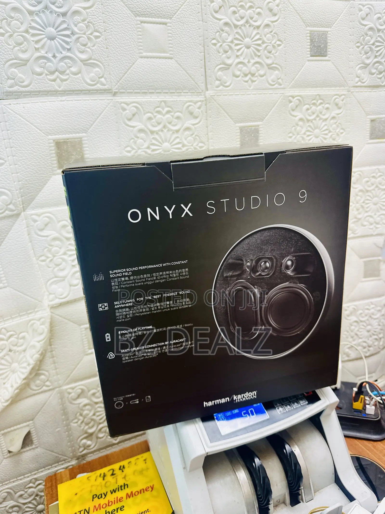 Onyx Studio 9