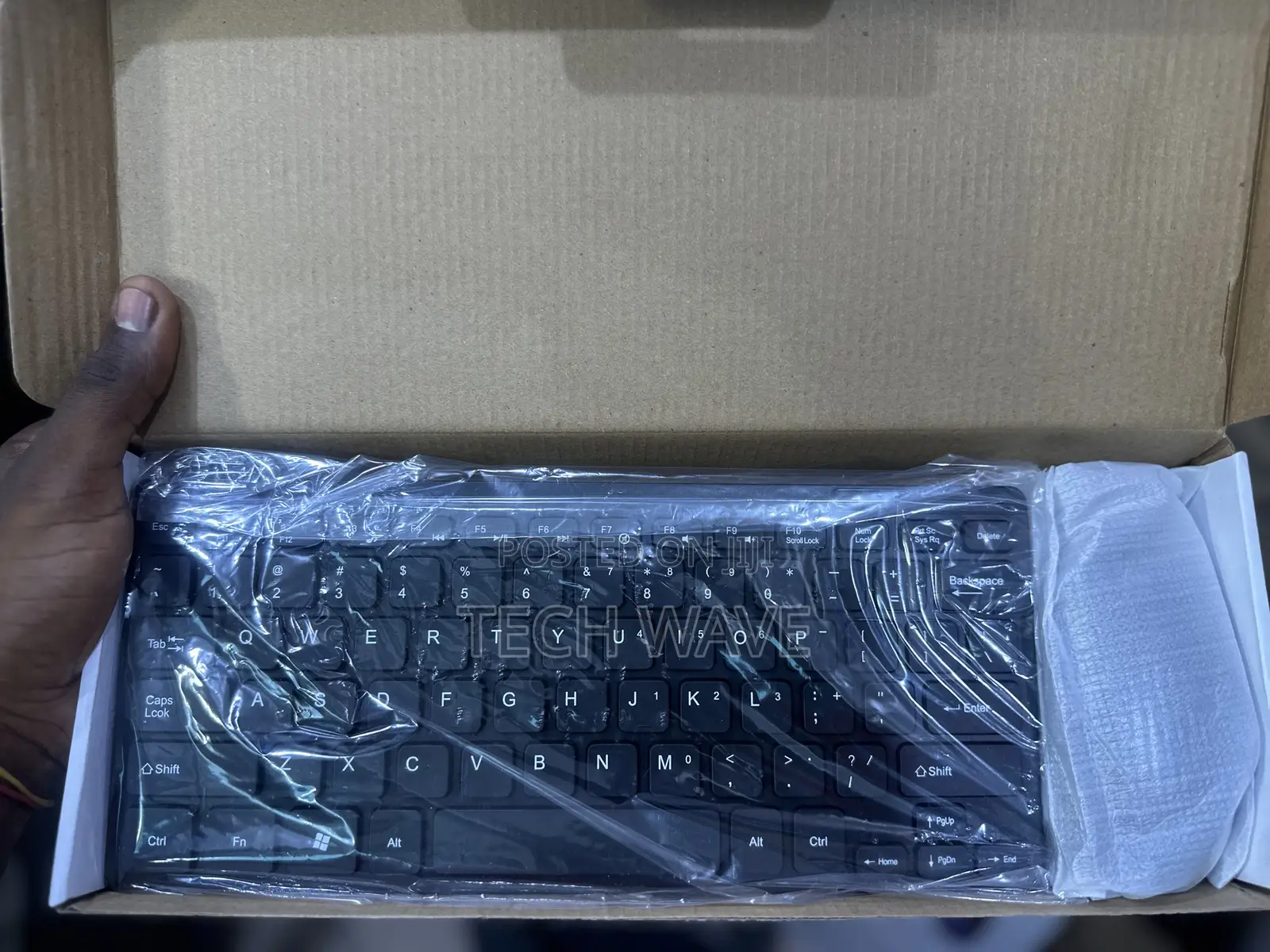 Wireless Mini Keyboard and Mouse Combo