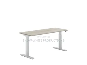 Adjustable Electronic Table