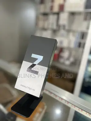 New Samsung Galaxy Z Flip 3 256 GB Silver