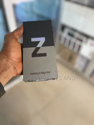 New Samsung Galaxy Z Flip3 5G 256 GB Bronze
