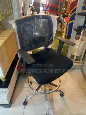 Cashier Chair