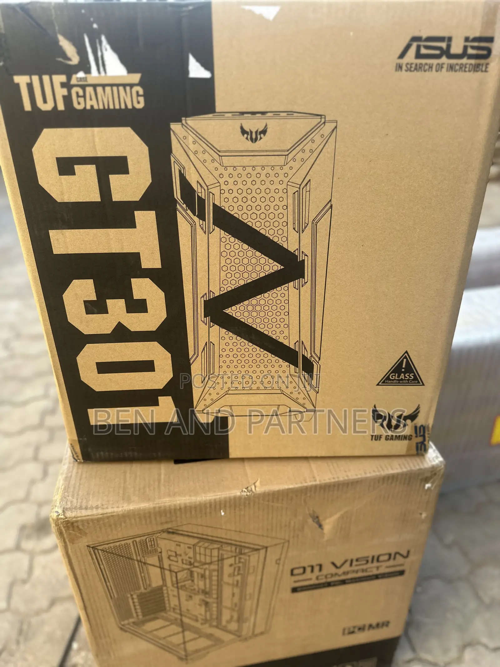 Asus Gt 301 Gaming Case With 4 Fans