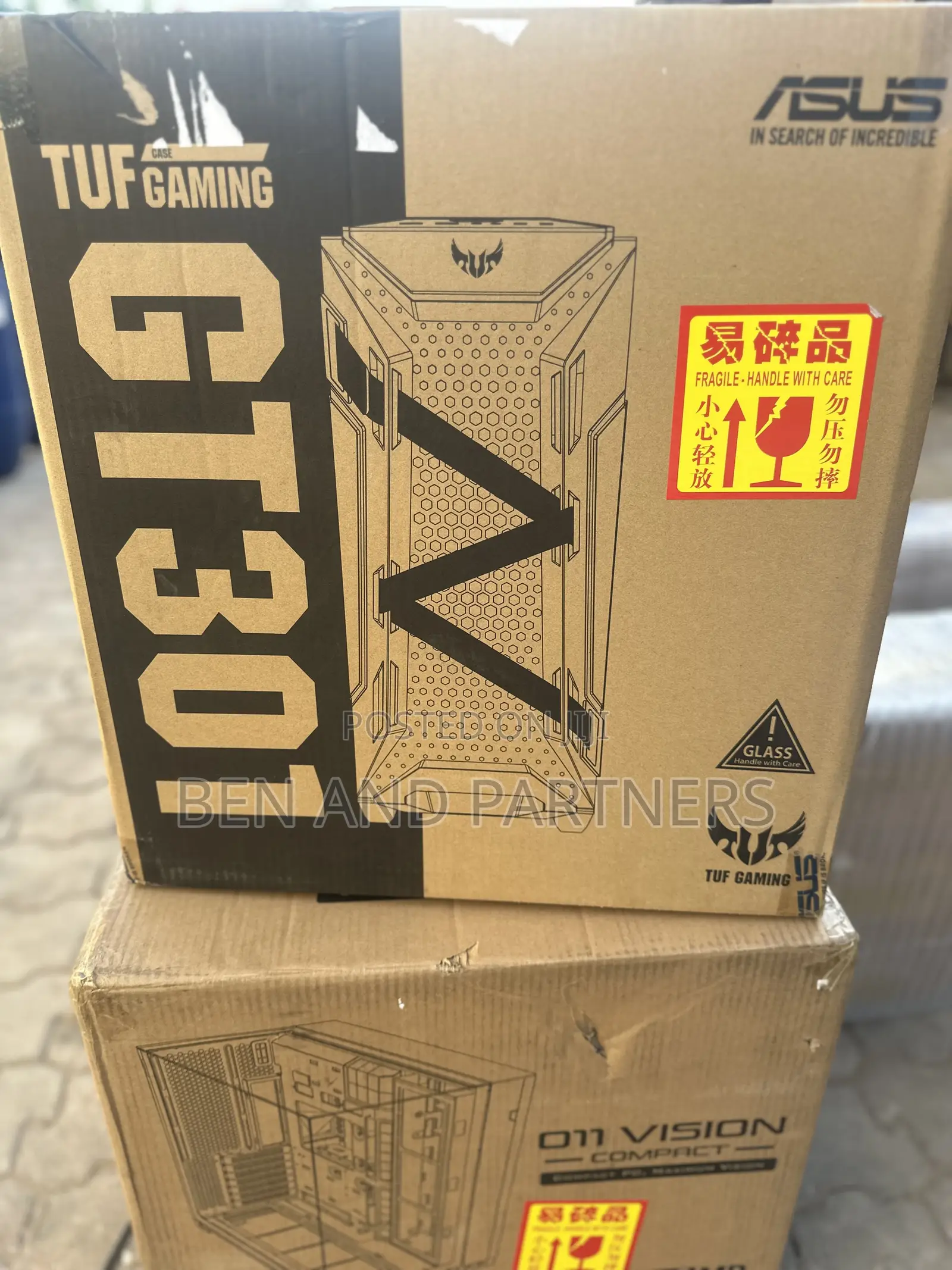 Asus Gt 301 Gaming Case With 4 Fans