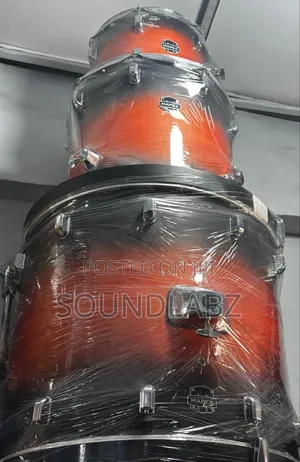 Mapex 5-piece Professional Drumset