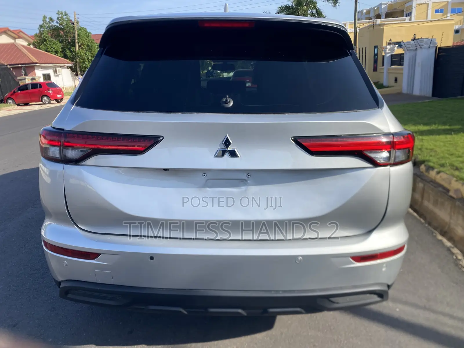 Mitsubishi Outlander SE 2022 Silver