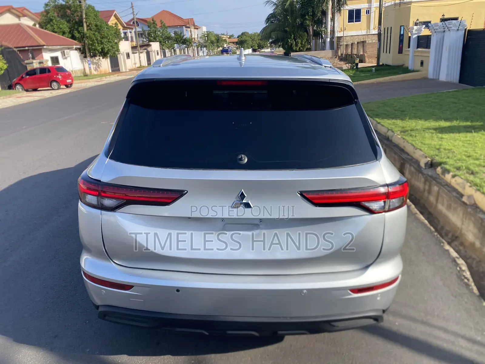 Mitsubishi Outlander SE 2022 Silver