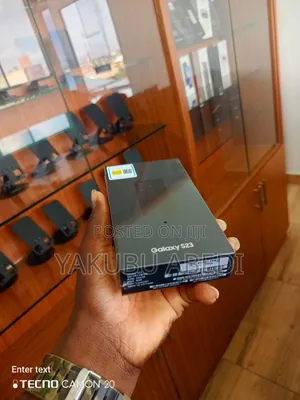 New Samsung Galaxy S23 256 GB Black