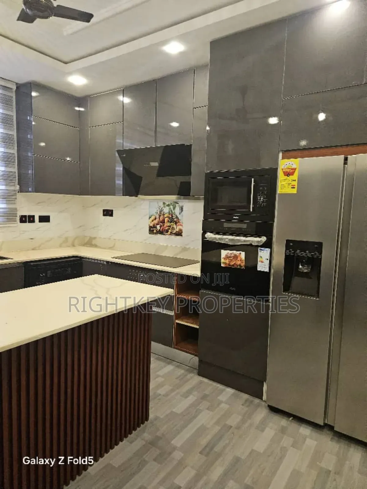 Furnished 5bdrm Mansion in Santasi, Kumasi Metropolitan for sale