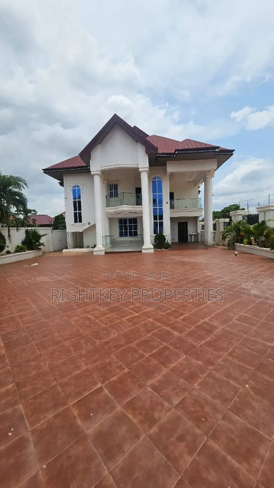 Furnished 5bdrm Mansion in Santasi, Kumasi Metropolitan for sale