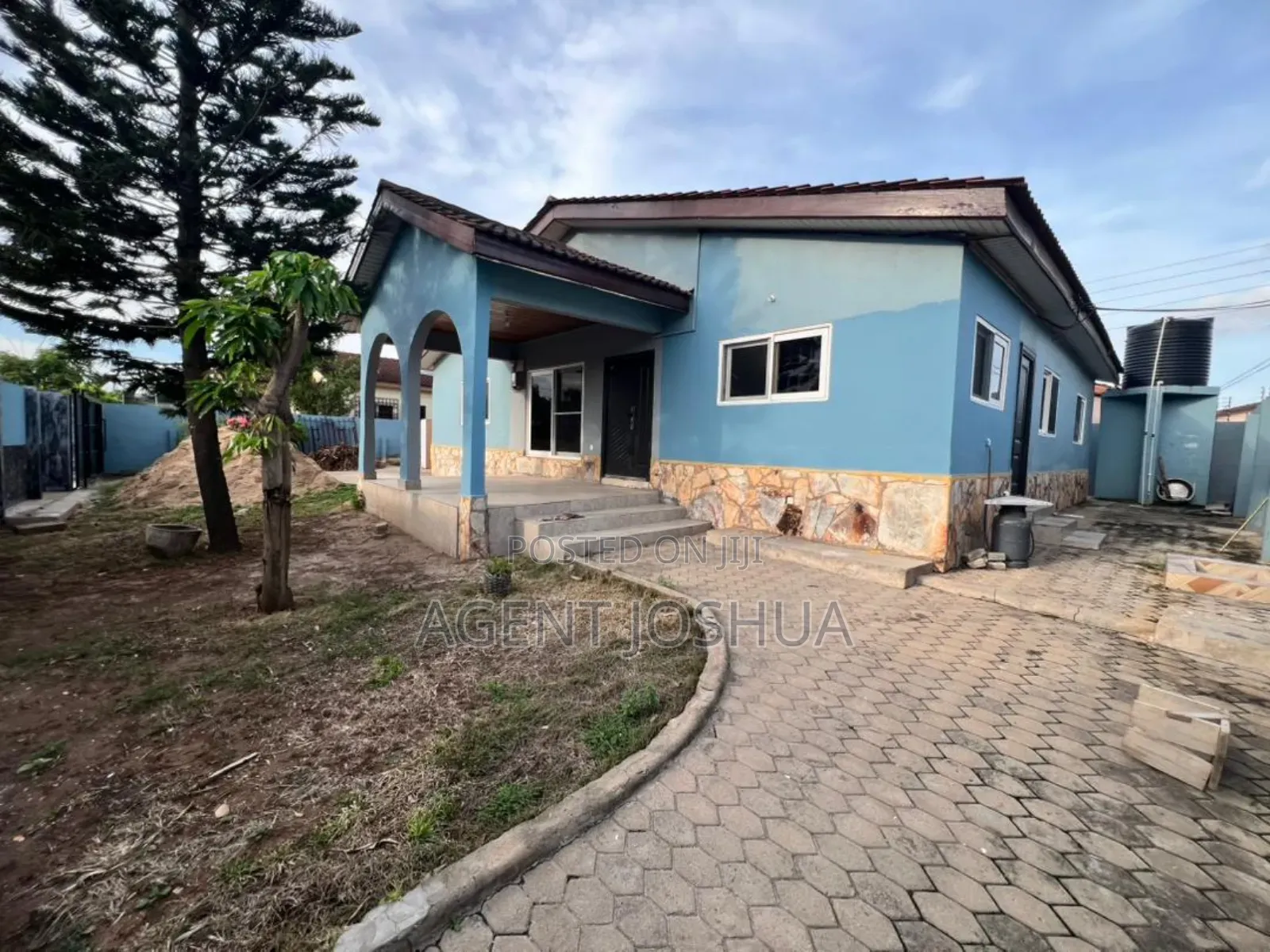 3bdrm House in Manet Viile Estate, Spintex for rent