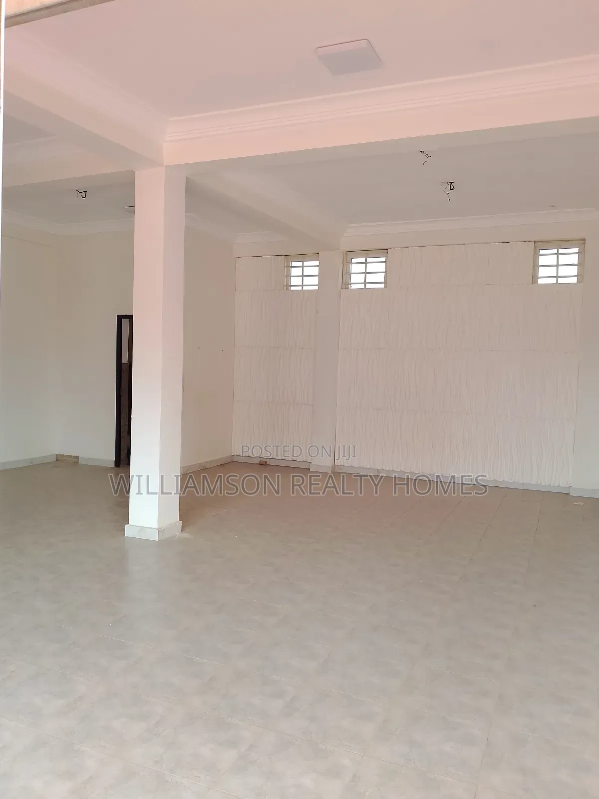 Double Road Side Shop/Store/Warehouse/Showroom/Spintex