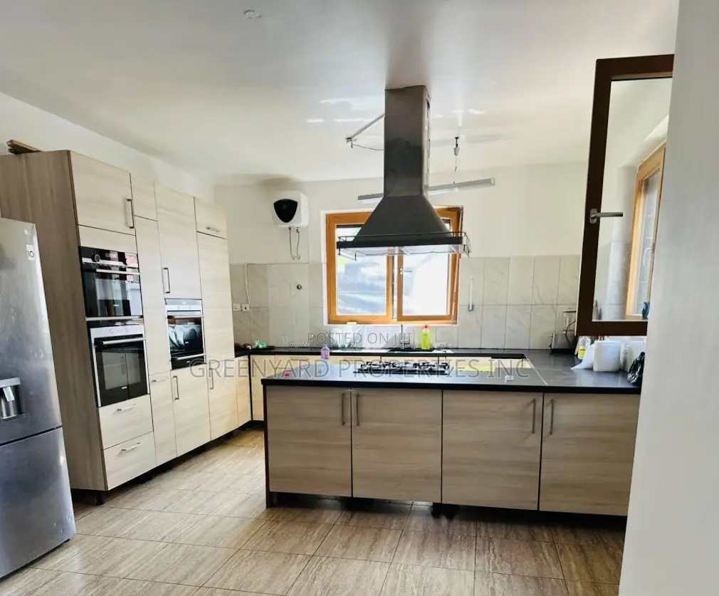 Furnished 7bdrm House in American House, East Legon for rent