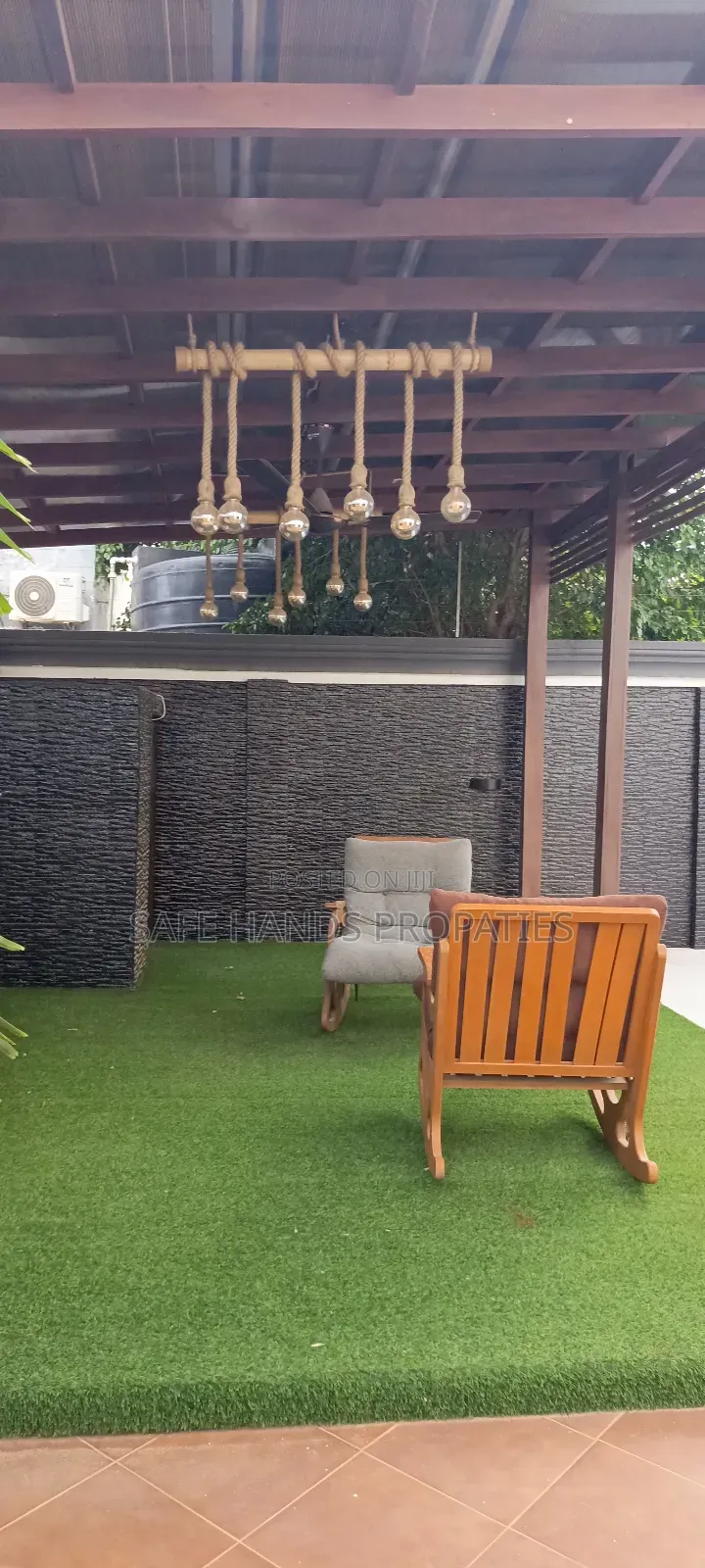 6bdrm House in Lakeside Estate, Accra Metropolitan for sale