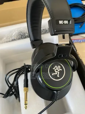 Mackie Mc-100 Studio Monitoring Headphones