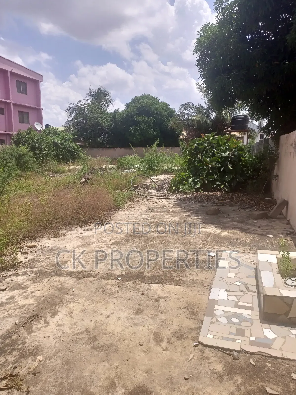 Half Plot Fr Sale
