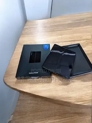 New Samsung Galaxy Z Fold 5 256 GB Black