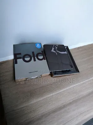New Samsung Galaxy Z Fold4 256 GB Black