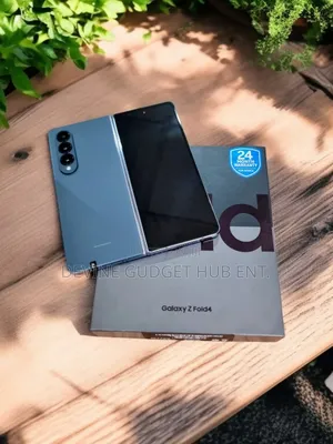 New Samsung Galaxy Z Fold4 256 GB Blue