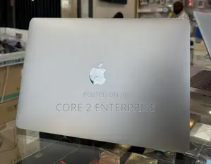 Laptop Apple MacBook Pro 2018 8GB Intel Core I5 SSD 256GB