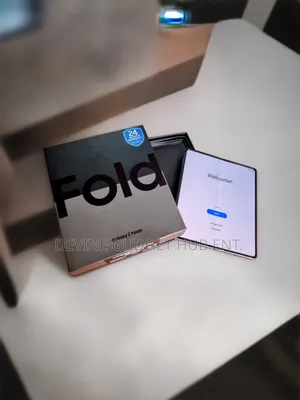 New Samsung Galaxy Z Fold4 256 GB