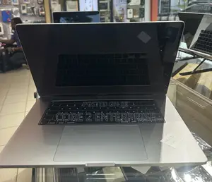 Laptop Apple MacBook Pro 2019 32GB Intel Core I9 SSD 1T