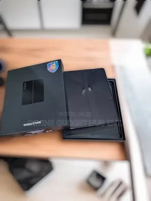 New Samsung Galaxy Z Fold 5 256 GB Rose Gold