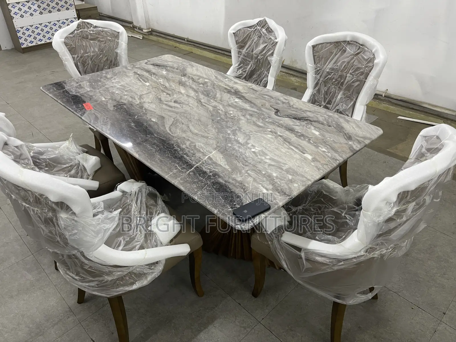 High Quality Modern 6 Seater Marble Dining Table