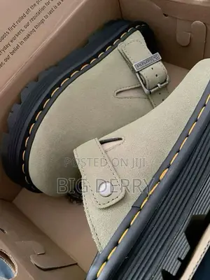 Dr Martens Zebzag Mules