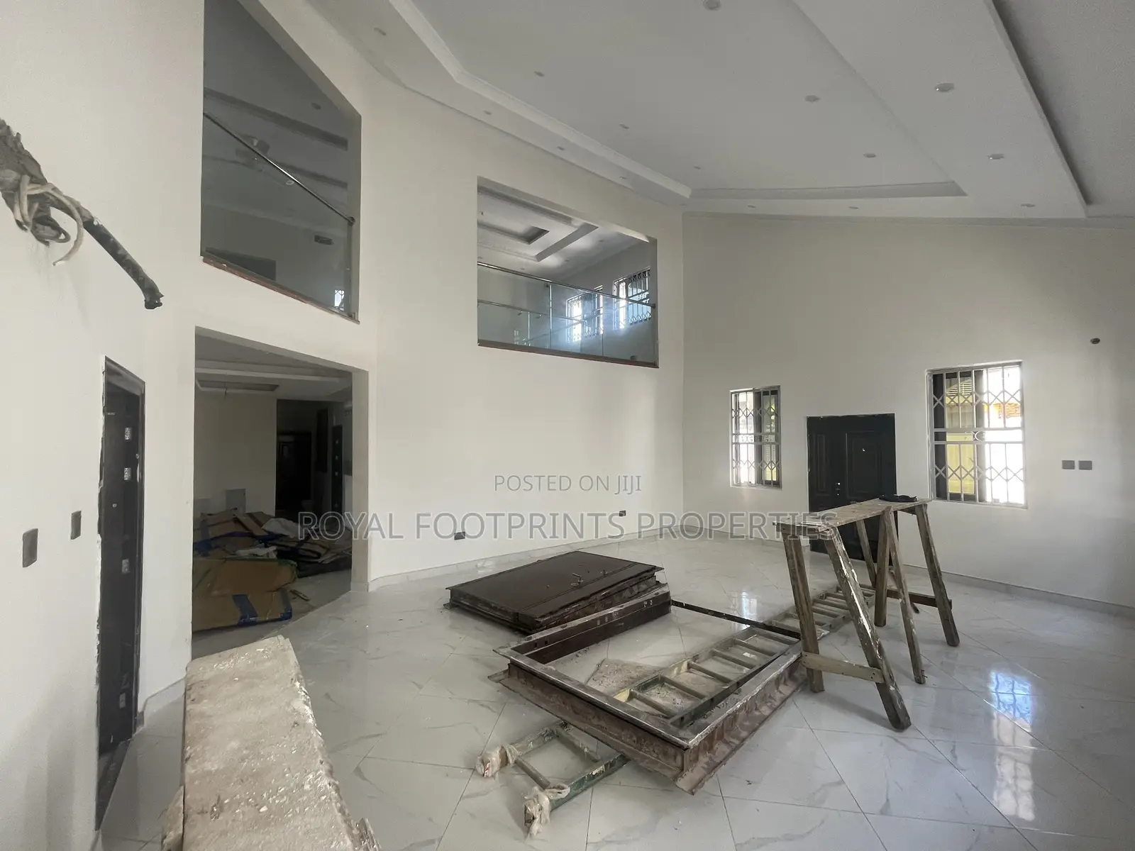 7bdrm Mansion in Luxelooks Properties, East Legon for sale