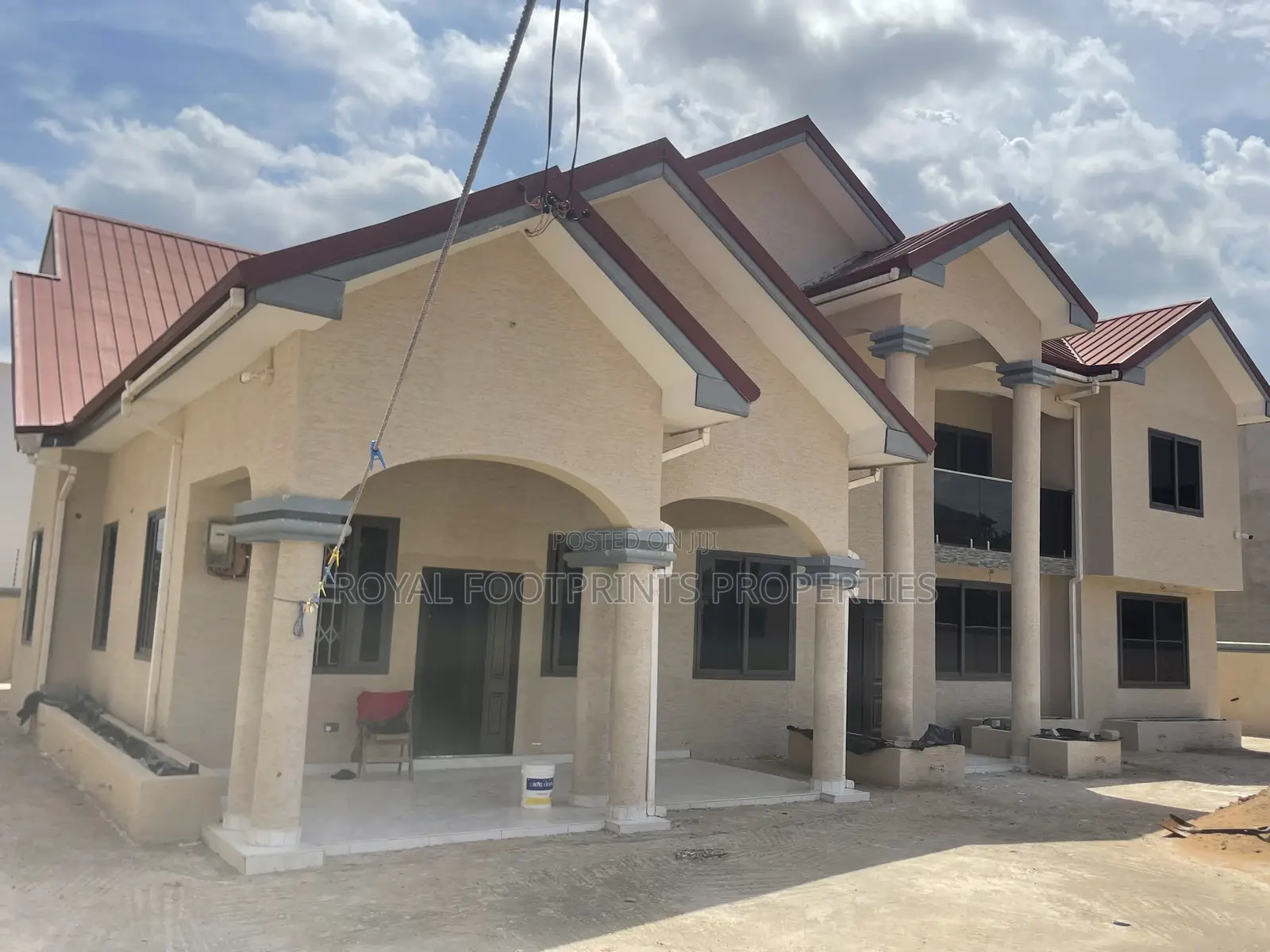 7bdrm Mansion in Luxelooks Properties, East Legon for sale