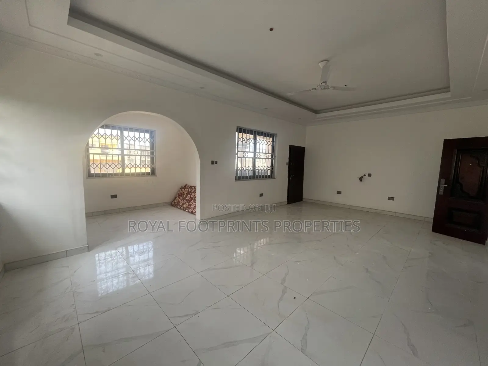 7bdrm Mansion in Luxelooks Properties, East Legon for sale