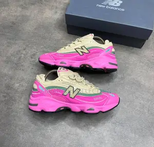 New Balance 1000 Tan Pink Sneaker