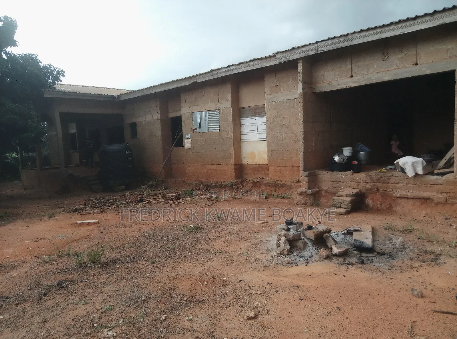 5bdrm House in Brother K Estate, Kumasi Metropolitan for sale