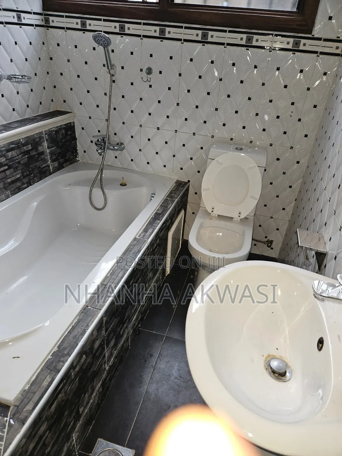 4bdrm House in Spintex, Tema Metropolitan for rent