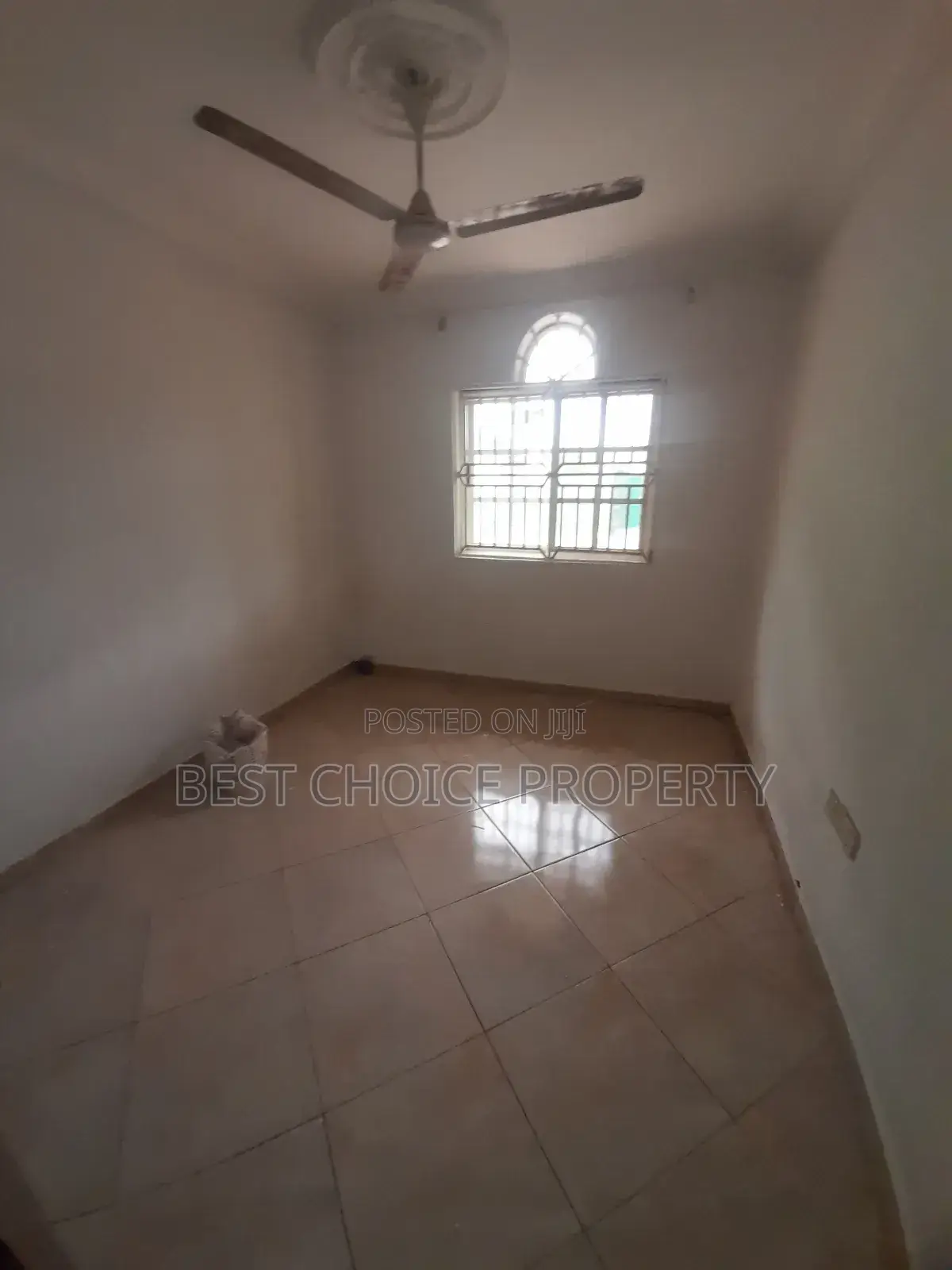3bdrm Apartment in Commandos for rent